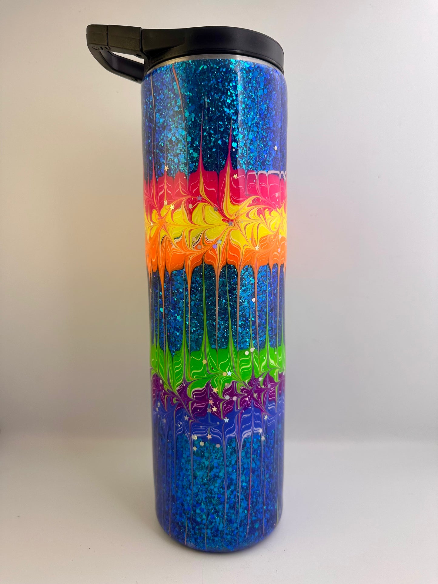 18) Glitter Soundwave