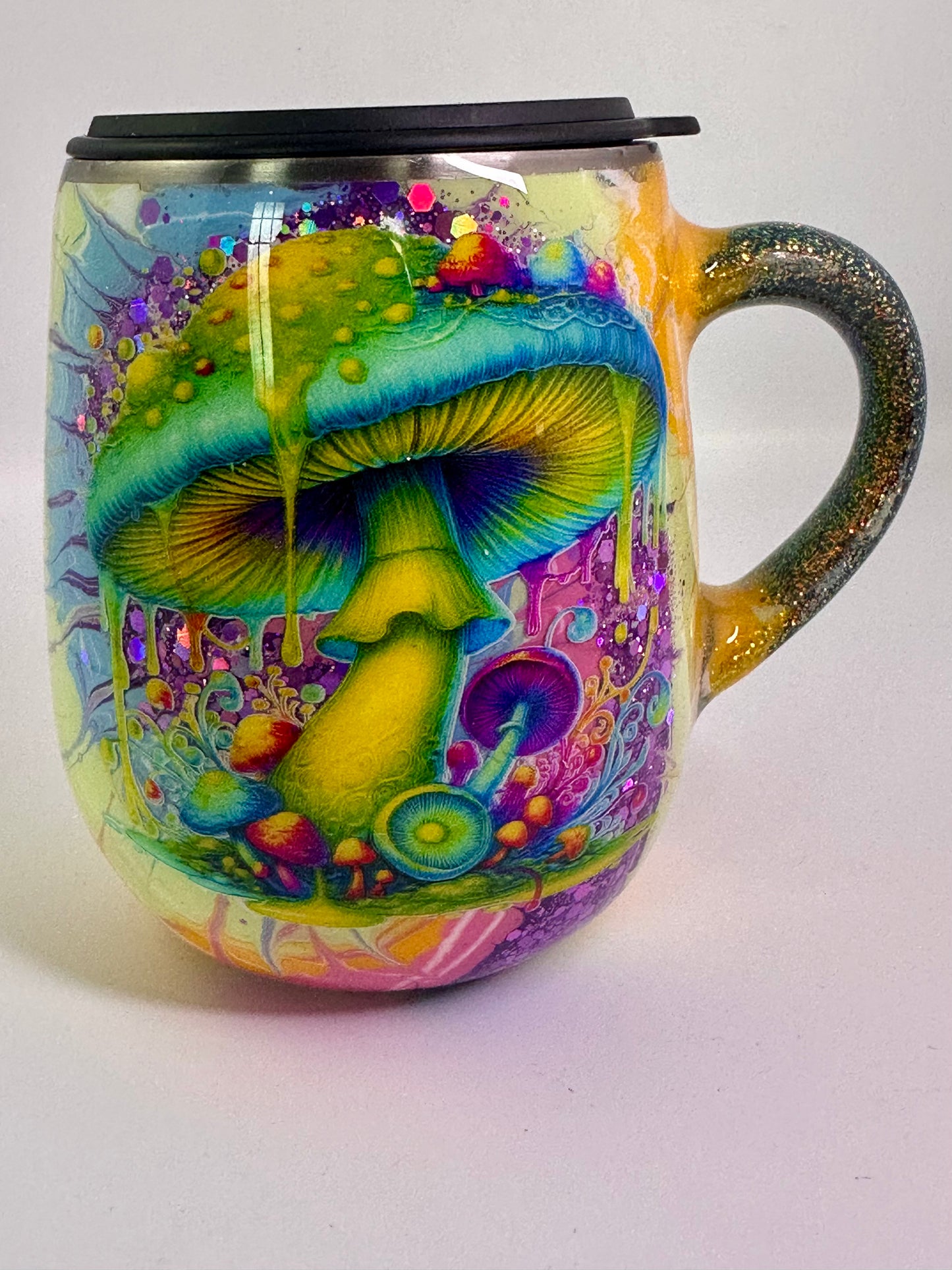 38) Trippy Mushroom